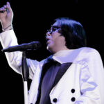 Icaro: Tributo a Renato Zero